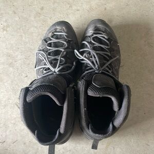 Salewa mid gtx app trainers size 10 men’s